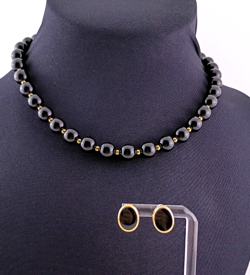 Vintage Signed Monet Necklace & Black Bezel-Set Onyx Earring Jewelry Set