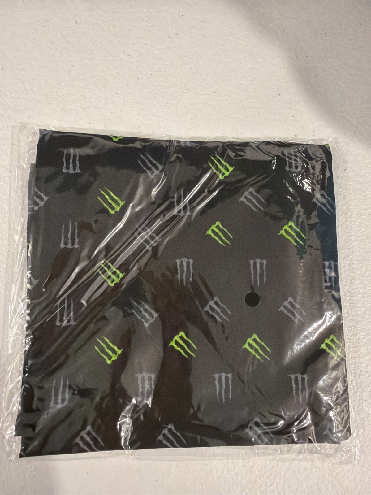 Monster Energy Drink Logo Black Design Pattern Bandana Limited Swag (BRAND NEW) Monster Energy Drink Logo Black Design Pattern Bandana Limited Swag (BRAND NEW)