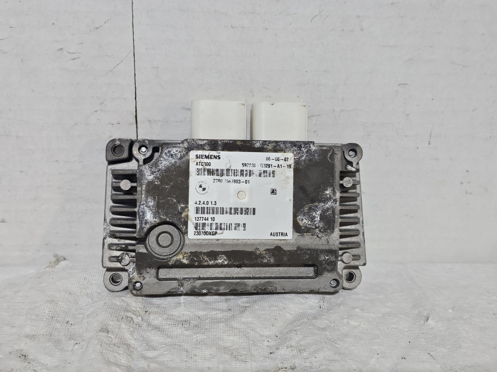 07-13 BMW E90 E92 335 328 Transfer Case Control Module Computer 7567803 ATC300 07-13 BMW E90 E92 335 328 Transfer Case Control Module Computer 7567803 ATC300