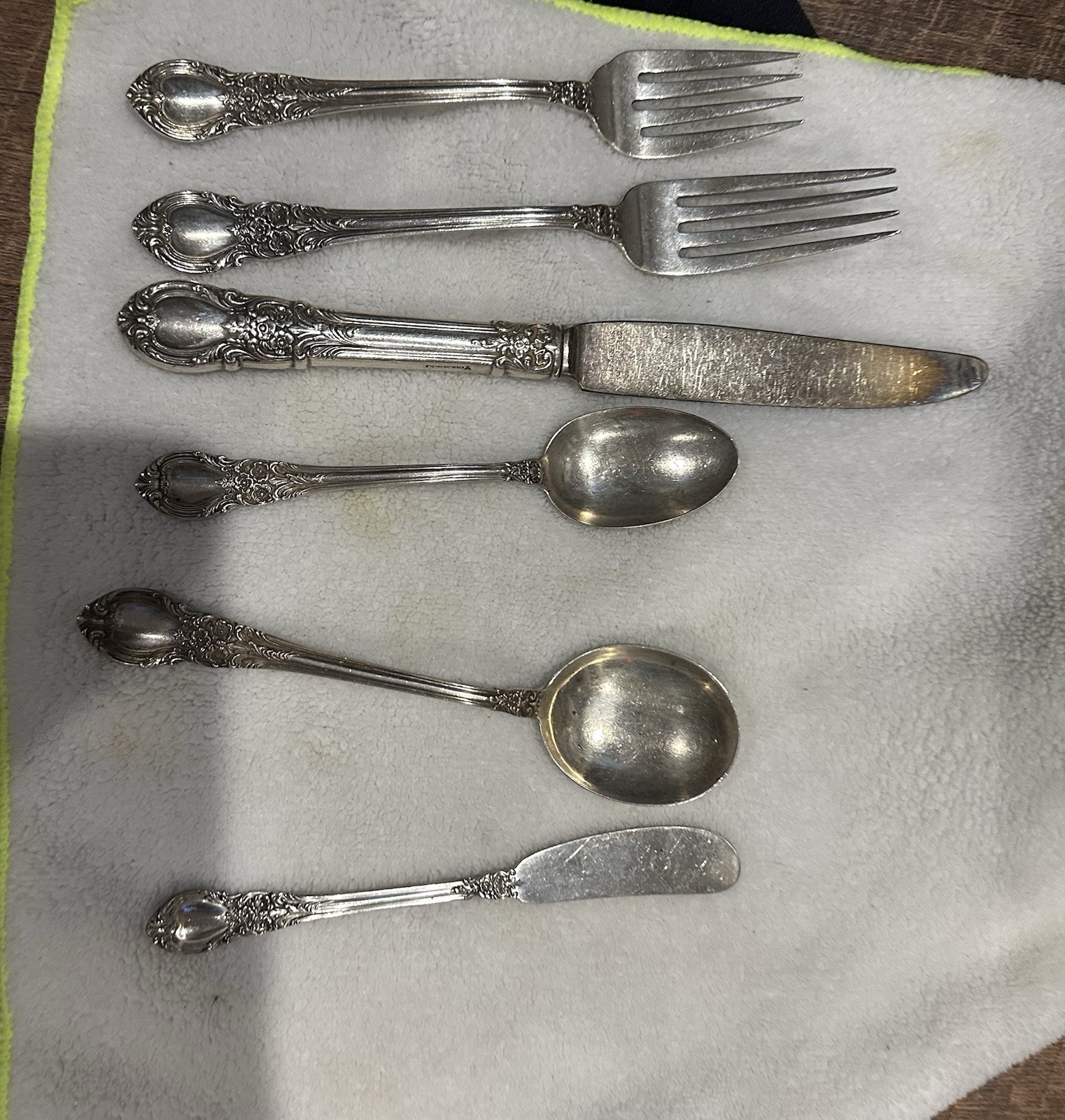 Lunt Sterling American Victorian Flatware Lunt Sterling American Victorian Flatware