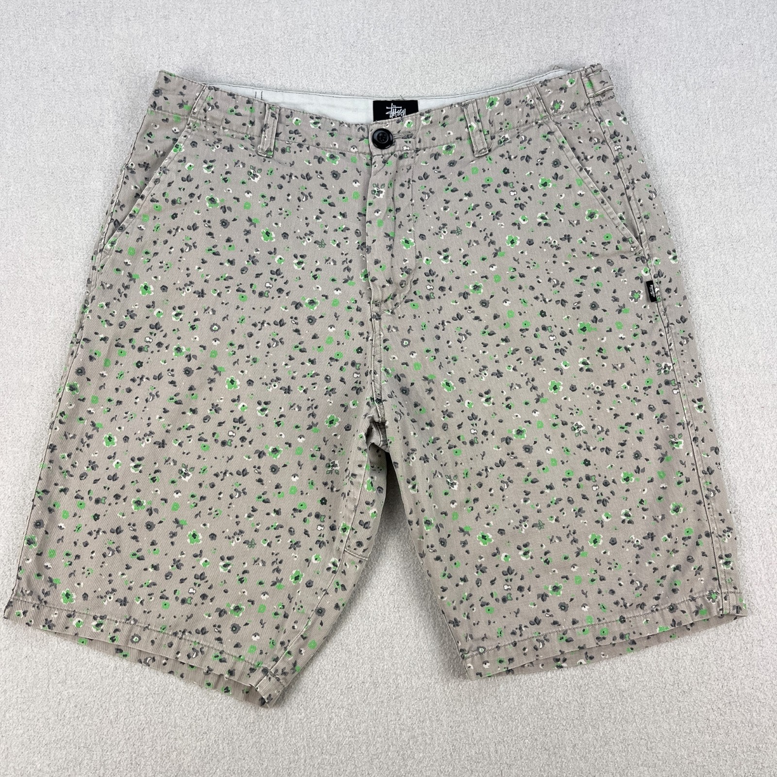 Stussy Bermuda Shorts Mens 33 Gray Floral Twill 10\