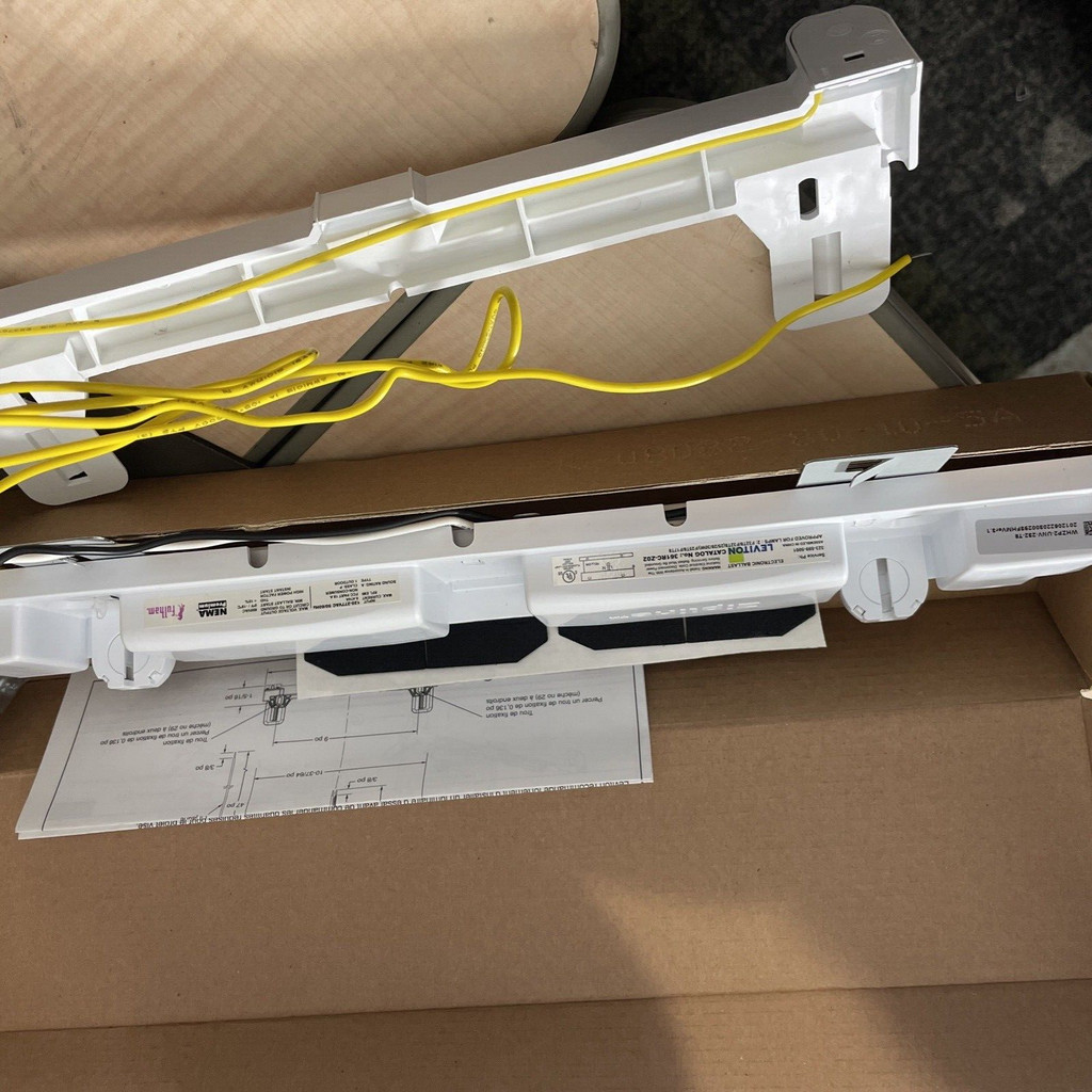 NEW LEVITON ELECTRONIC BALLAST ZIPLINE RETRO FIT KIT 361-RC-Z02 *FREE SHIPPING* NEW LEVITON ELECTRONIC BALLAST ZIPLINE RETRO FIT KIT 361-RC-Z02 *FREE SHIPPING*