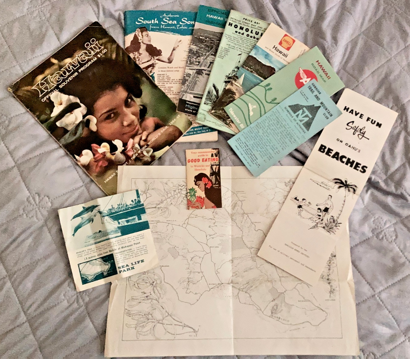 11 Vintage Hawaii Travel Brochures Maps Oahu Honolulu + South Seas Songbook