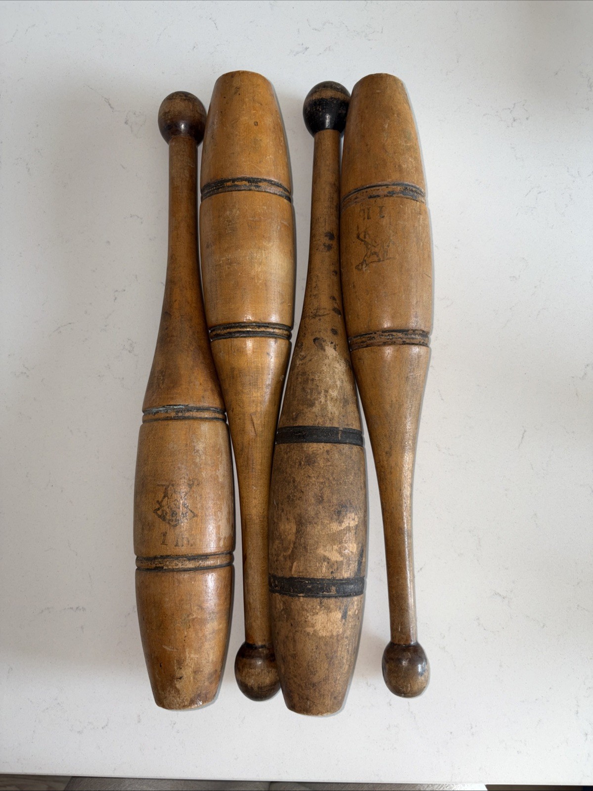 4 Antique Wooden Juggling Pins Primitive Farmhouse  (B3-H10)