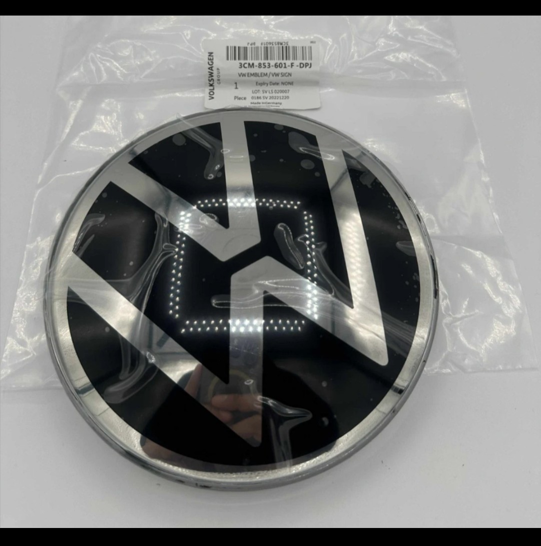 2020-2024 Volkswagen Grille Emblem Altas Atlas Cross Sport 3CM853601F Grille VW 2020-2024 Volkswagen Grille Emblem Altas Atlas Cross Sport 3CM853601F Grille VW