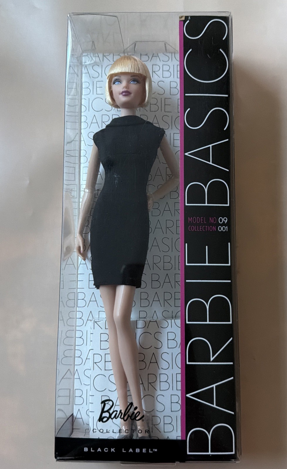 Barbie Basics Model No. 03 Collection 001 Black Label 2009 Mattel R9921 Barbie Basics Model No. 03 Collection 001 Black Label 2009 Mattel R9921