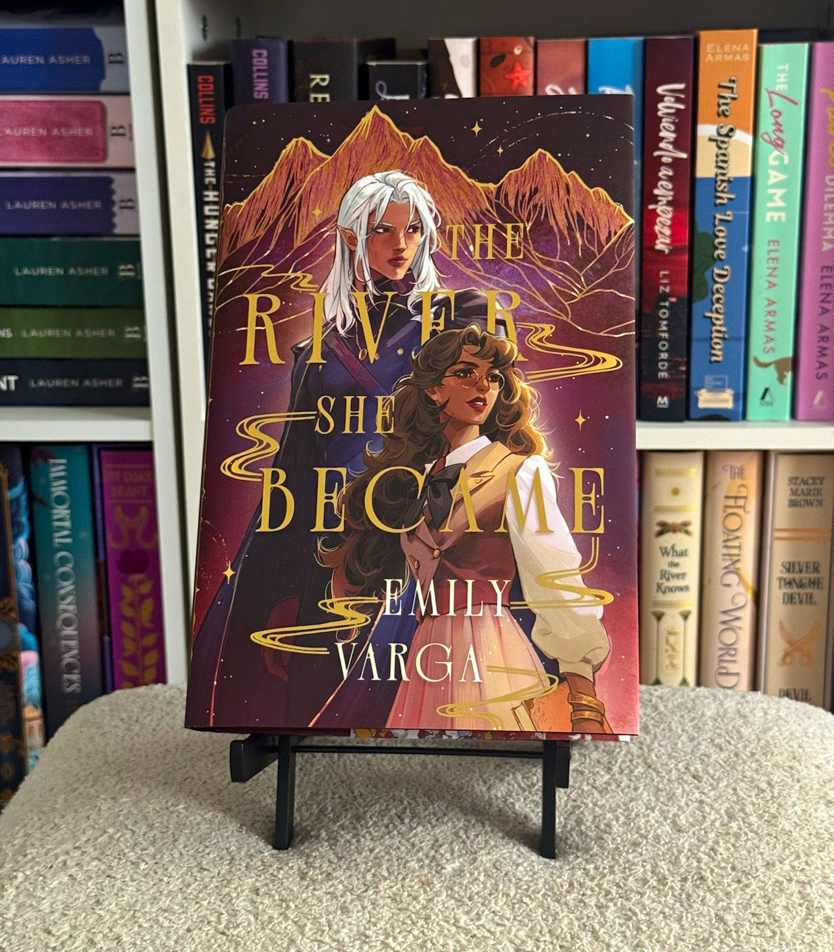 FairyLoot Exclusive Edition The River She Became Emily Varga Signed edition FairyLoot Exclusive Edition The River She Became Emily Varga Signed edition