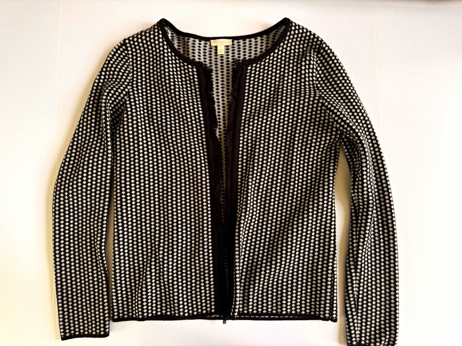 Women’s Talbots Black White Geometric Tight-Knit Open-Front Cardigan Sweater P Women’s Talbots Black White Geometric Tight-Knit Open-Front Cardigan Sweater P