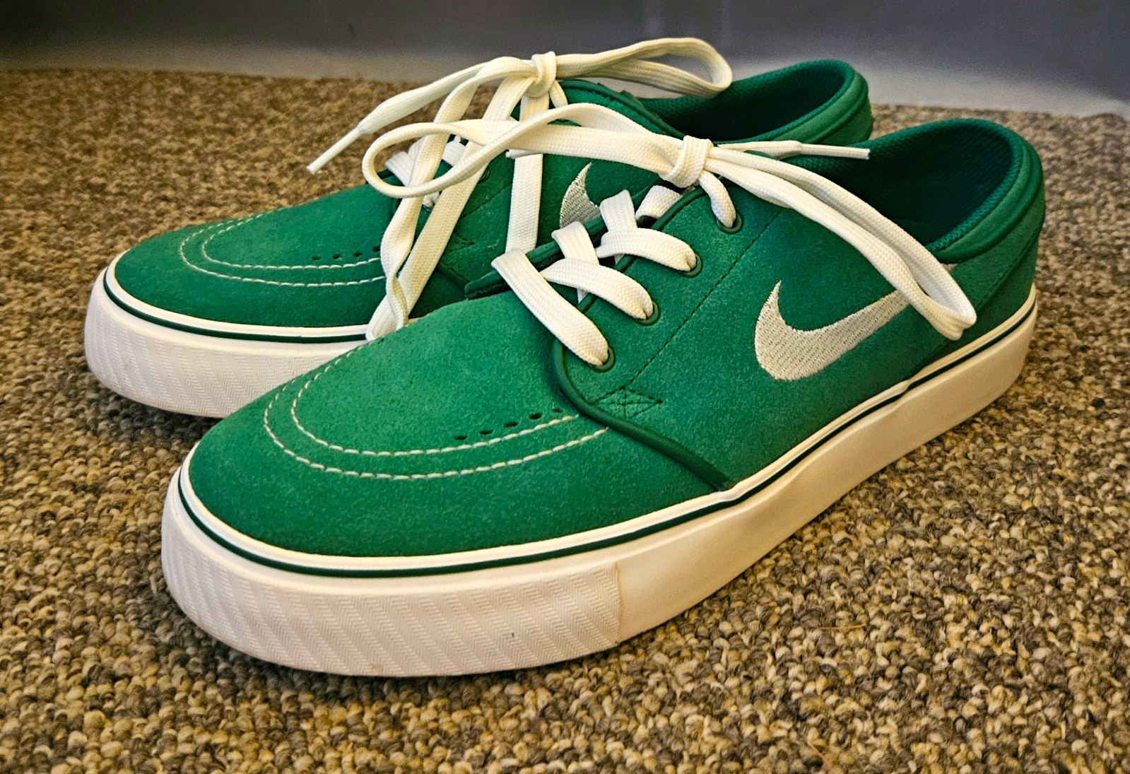 Nike SB Zoom Stefan Janoski Green Skateboarding Shoes US 6.5Y Medium Nike SB Zoom Stefan Janoski Green Skateboarding Shoes US 6.5Y Medium
