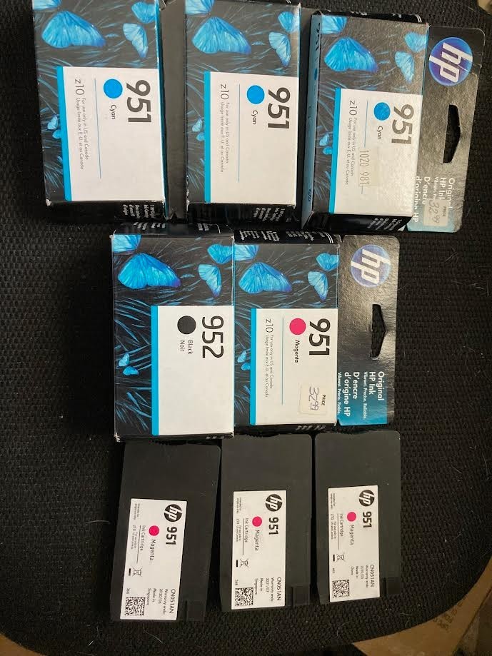 8 X Genuine HP 950 Black 951 Cyan and Magenta Tri-Color Ink Combo