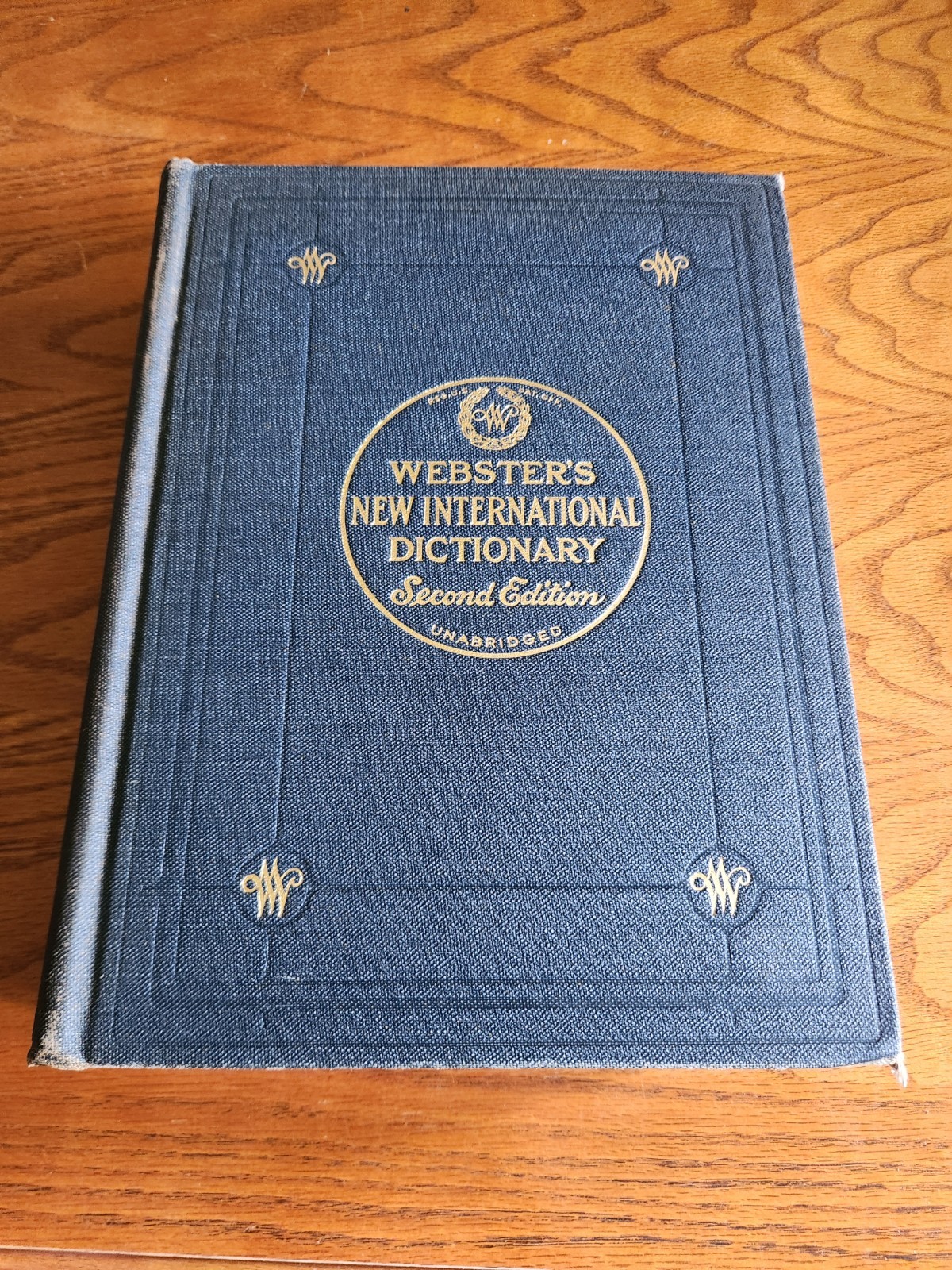 ANTIQUE WEBSTER NEW INTERNATIONAL DICTIONARY 2nd EDITION EARLY ANTIQUE WEBSTER NEW INTERNATIONAL DICTIONARY 2nd EDITION EARLY