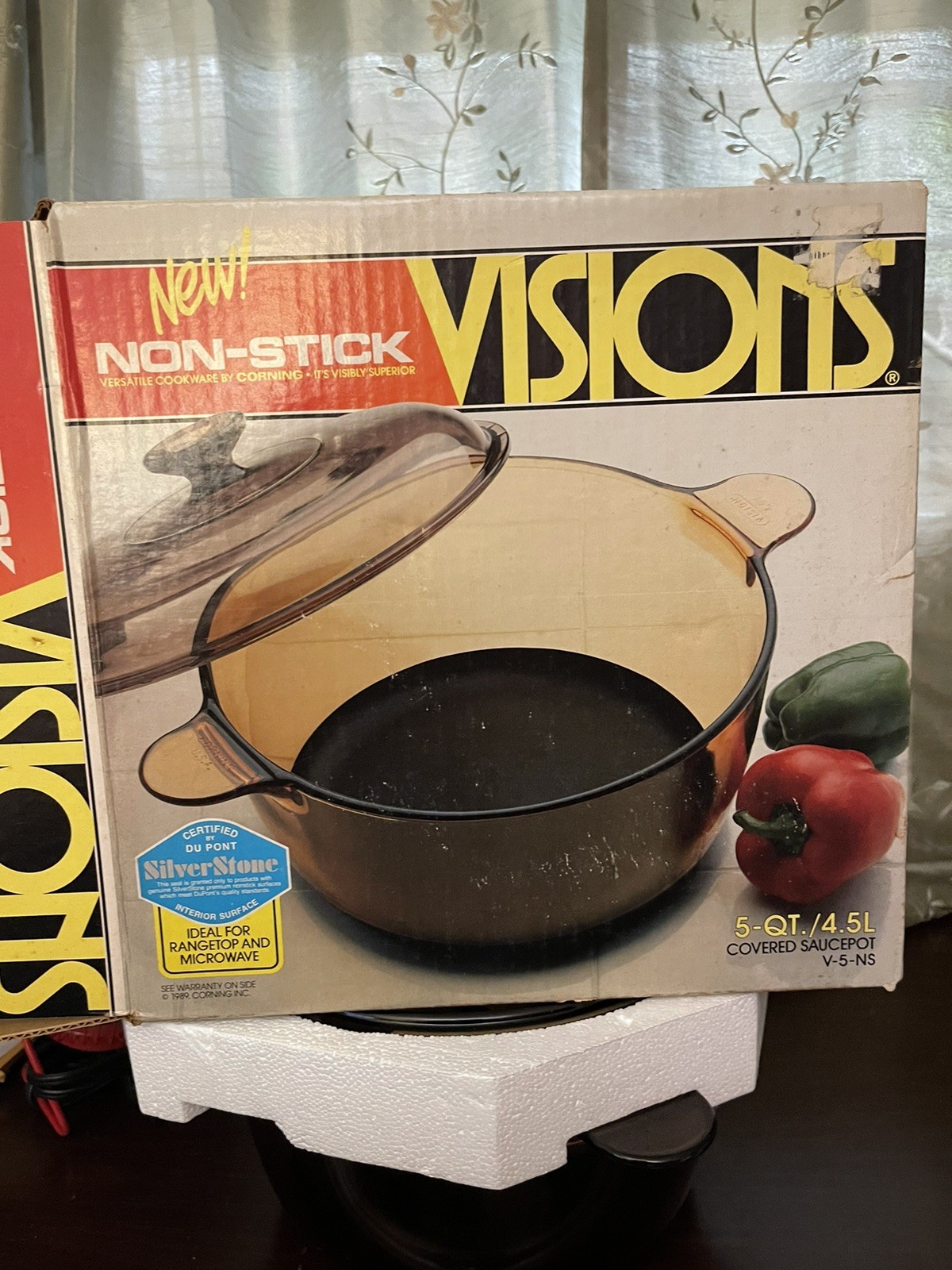 New NOS Corning Visions V-5-N Covered Saucepan # V-1 Amber 5-Quart Collectible New NOS Corning Visions V-5-N Covered Saucepan # V-1 Amber 5-Quart Collectible