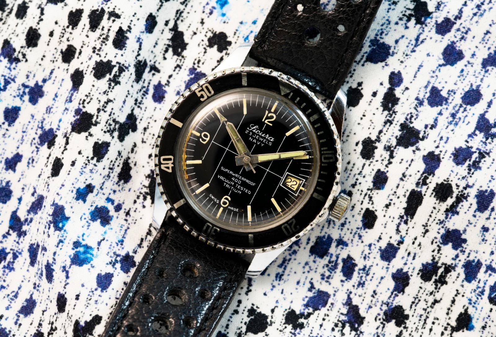 Sicura Navy 400 Diver - Circa 1970 - The House That Bought Breitling