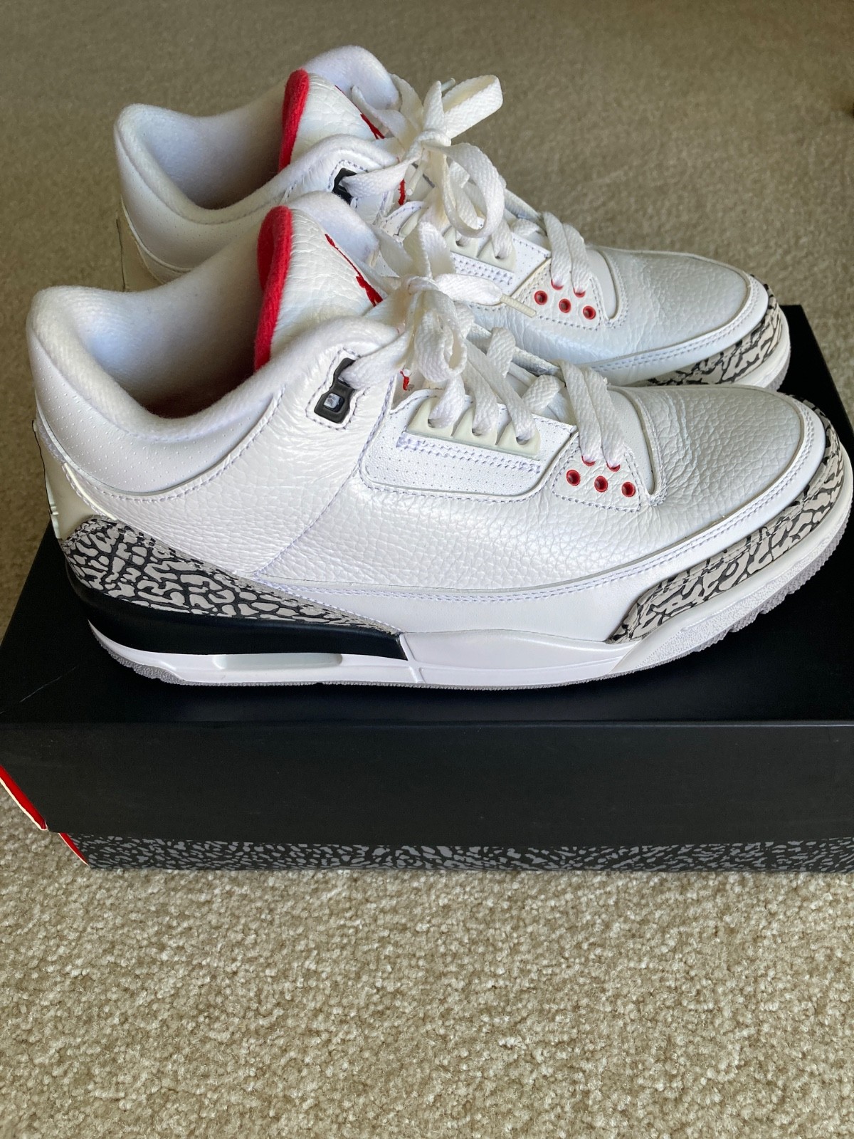 Jordan Air Jordan 3 Retro White Cement 2011 White/Fire Red  size 8.5 never worn