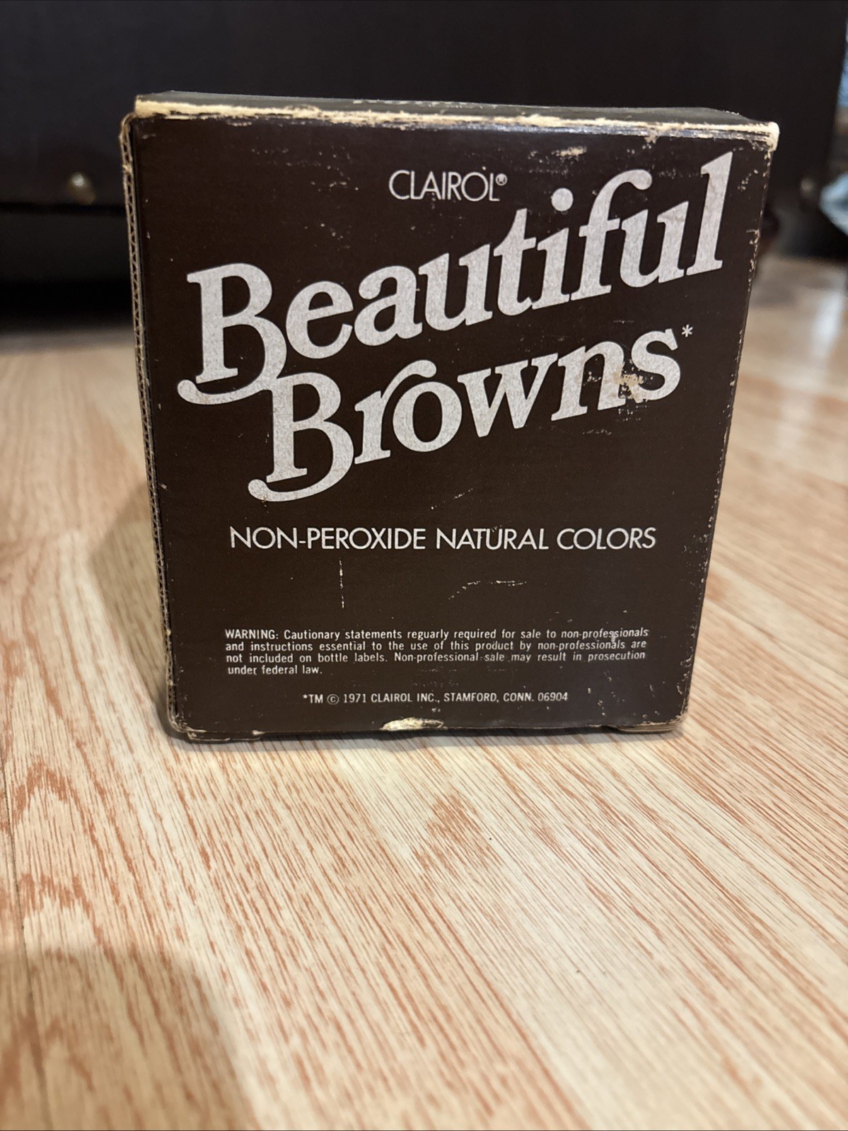 Vintage 1970's Clairol Beautiful Browns Hair Dye. Cool collectors item Vintage 1970's Clairol Beautiful Browns Hair Dye. Cool collectors item