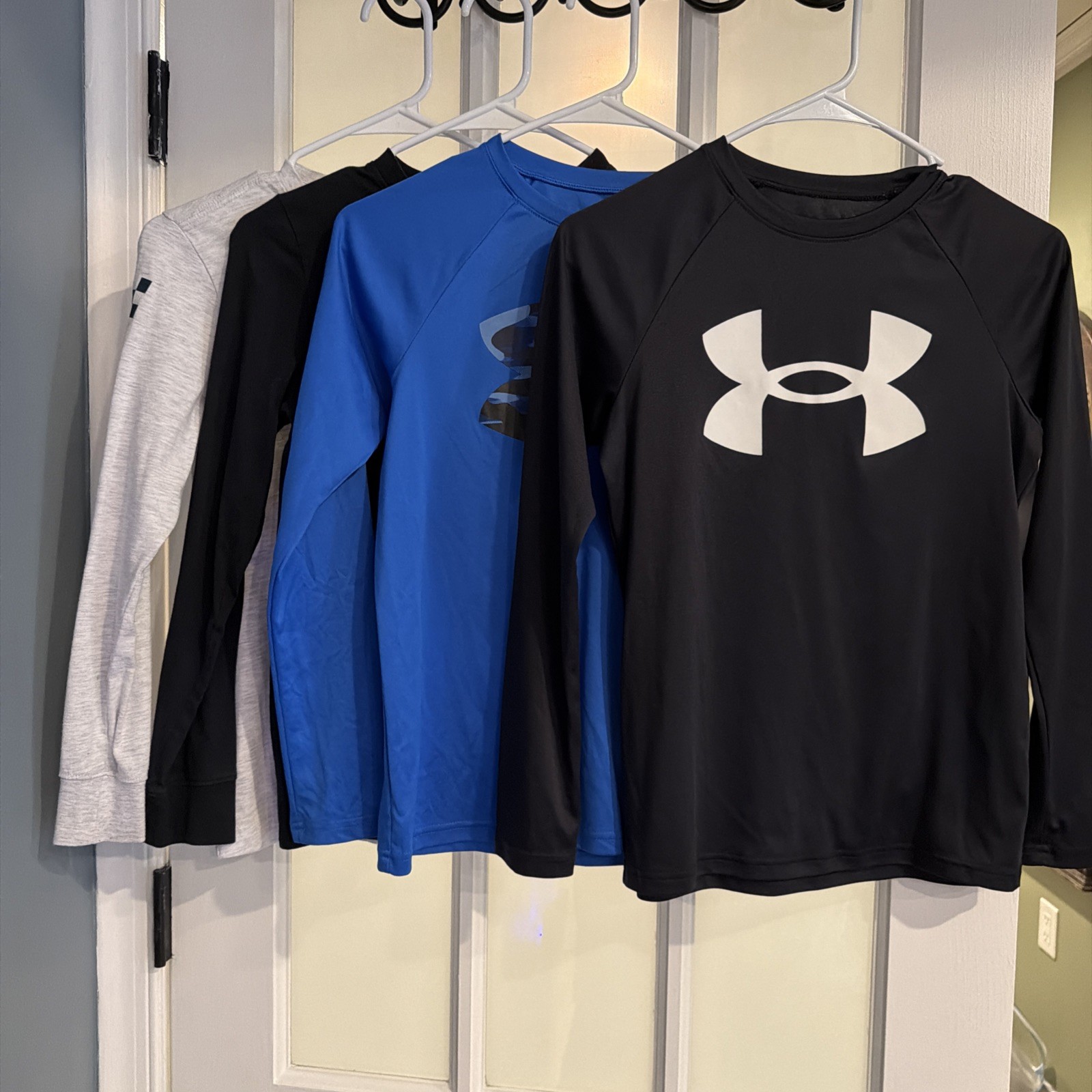 (2) Armour-(1)Hurley and (1)Champion long sleeve shirts boys 10-12 (2) Armour-(1)Hurley and (1)Champion long sleeve shirts boys 10-12