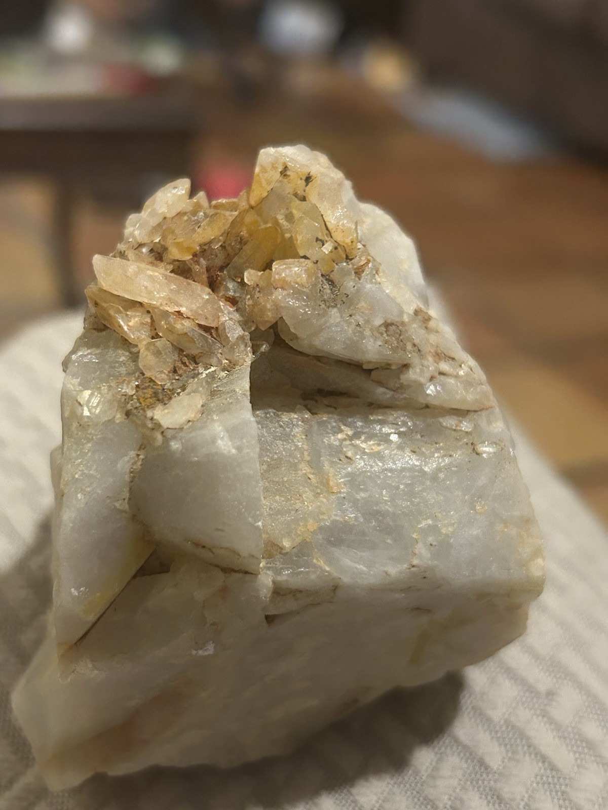 Natural White Quartz Crystal Cluster Raw Stone Mineral Rough Specimen 4.5\