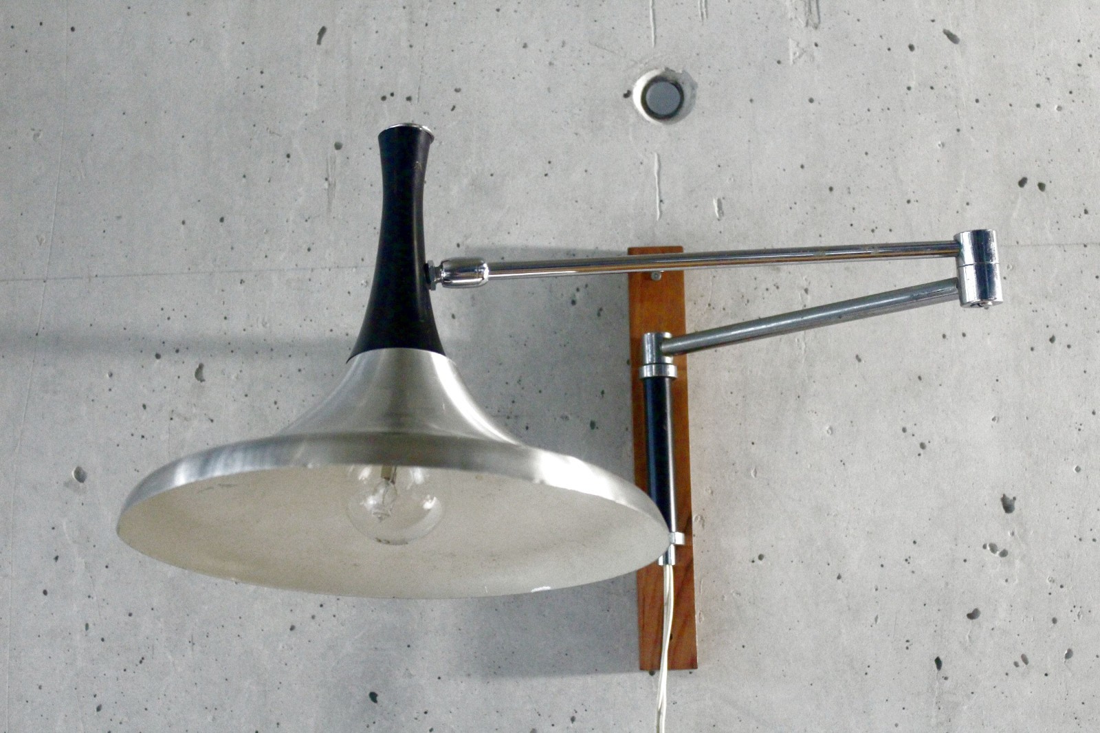 Louis Kalff for Philips, Wall Light with Swivel Arm, Circa 1955, Mid Century Design