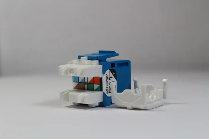 50pc Leviton eXtreme Cat 6 QuickPort Jack - Blue (61110-RL6 ) QTY 50 50pc Leviton eXtreme Cat 6 QuickPort Jack - Blue (61110-RL6 ) QTY 50