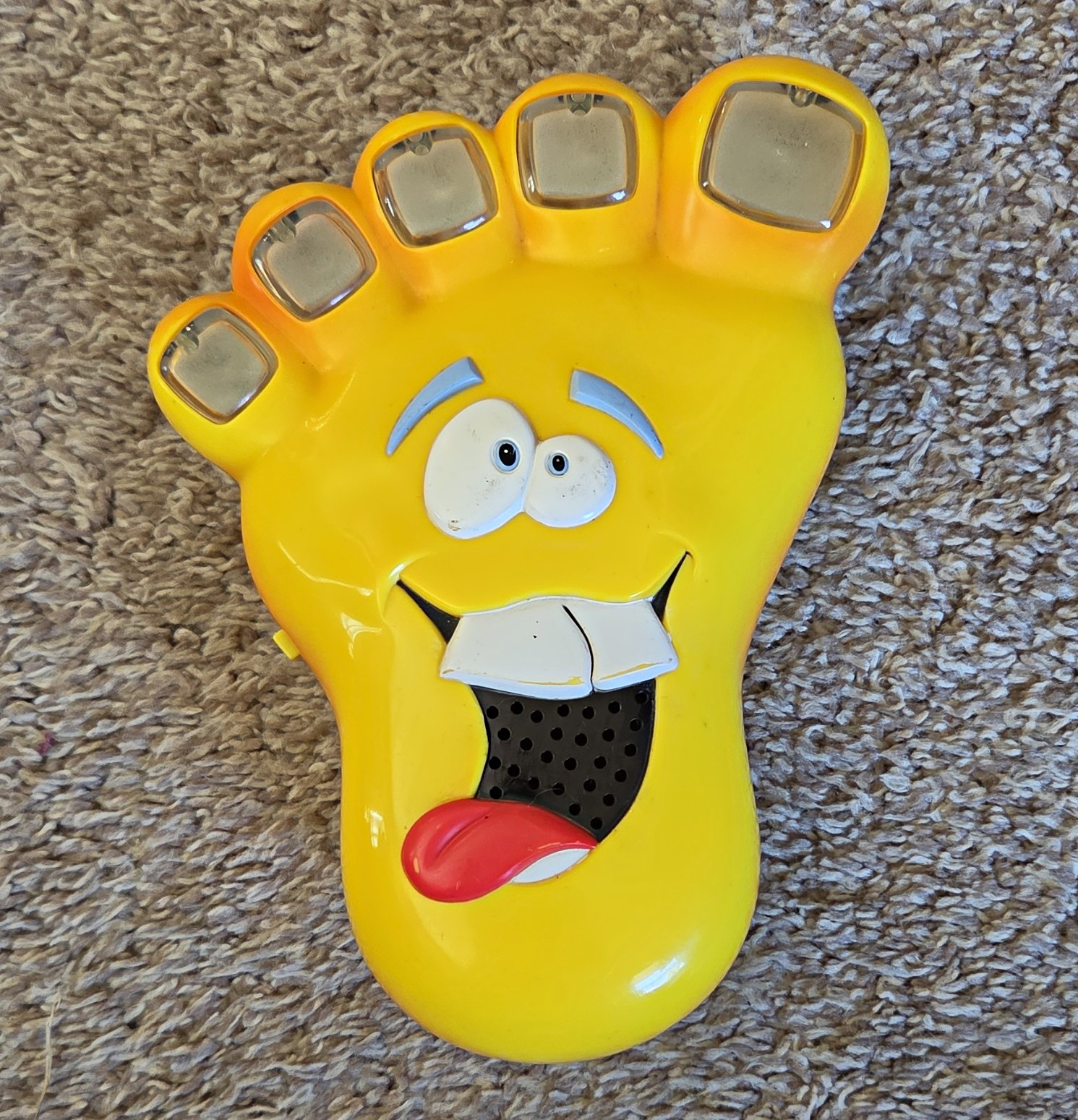 Vintage 2001 Hasbro Tickle Toes Yellow Foot Electronic Handheld Game