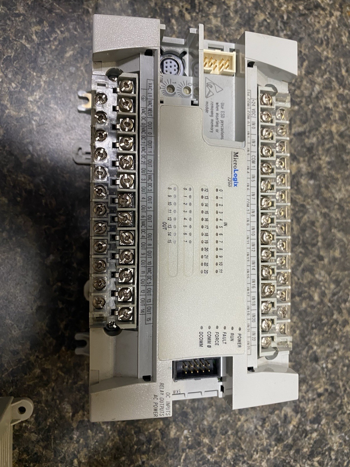 Allen Bradley MicroLogix 1200 1762-L40BWA Series C Controller REV H Allen Bradley MicroLogix 1200 1762-L40BWA Series C Controller REV H