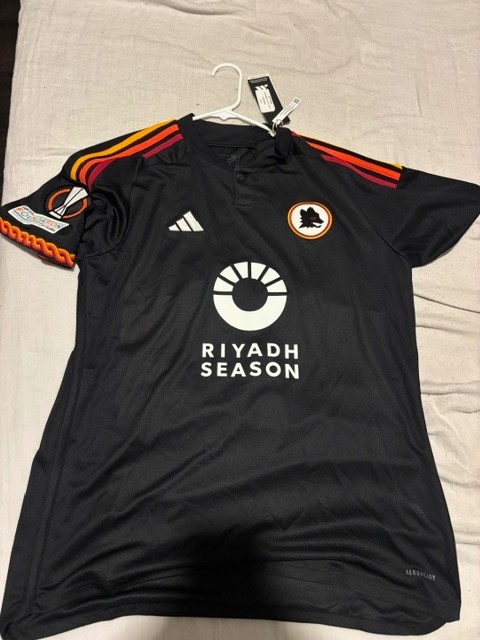 2023 ADIDAS Jersey Roma Size L LUKAKU Custom UEFA Patch RARE (NEW WITH TAGS) #90 2023 ADIDAS Jersey Roma Size L LUKAKU Custom UEFA Patch RARE (NEW WITH TAGS) #90