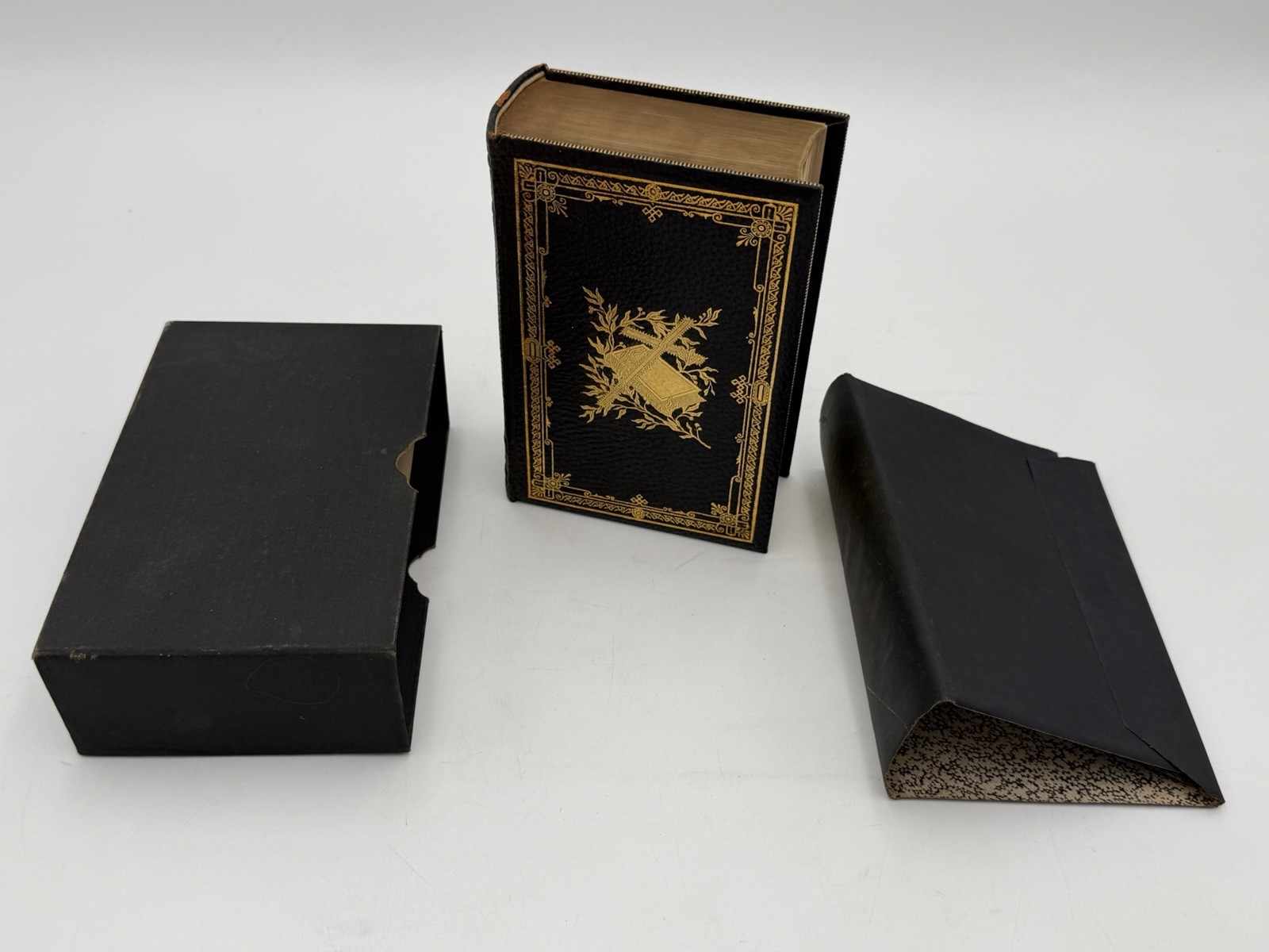 1902 Antique German Holy Bible Die Bibel D Martin Luthers + Dust Cover [MINT]