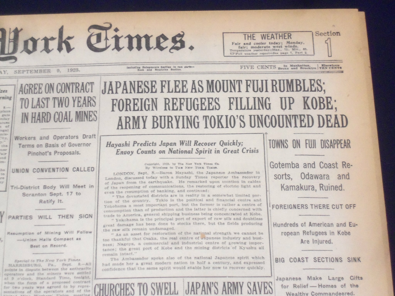1923 SEP 9 NEW YORK TIMES - JAPANESE FLEE AS MOUNT FUJI RUMBLES - NT 9353