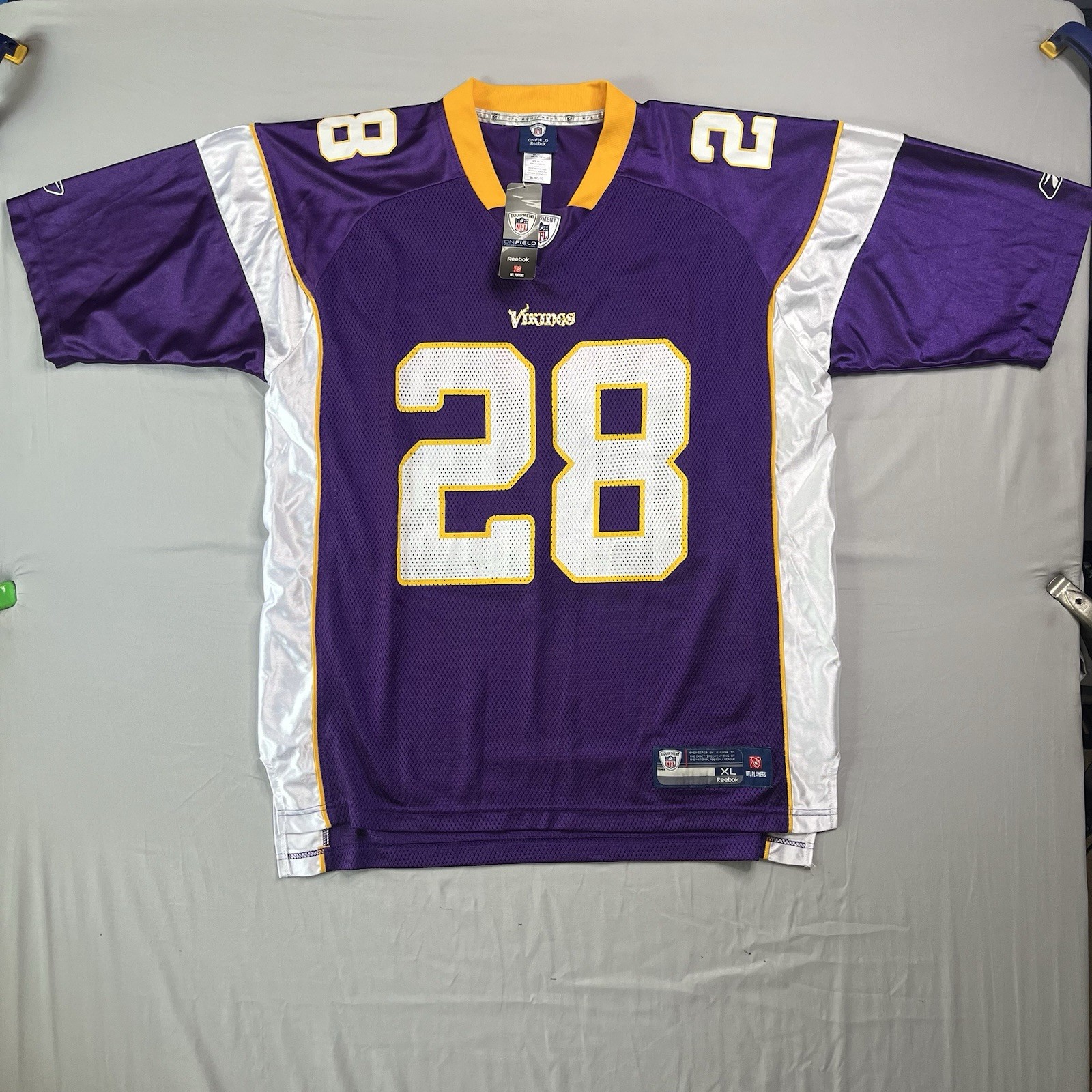Reebok Minnesota Vikings Adrian Peterson Jersey Mens XL Purple #28 AP NFL NOS