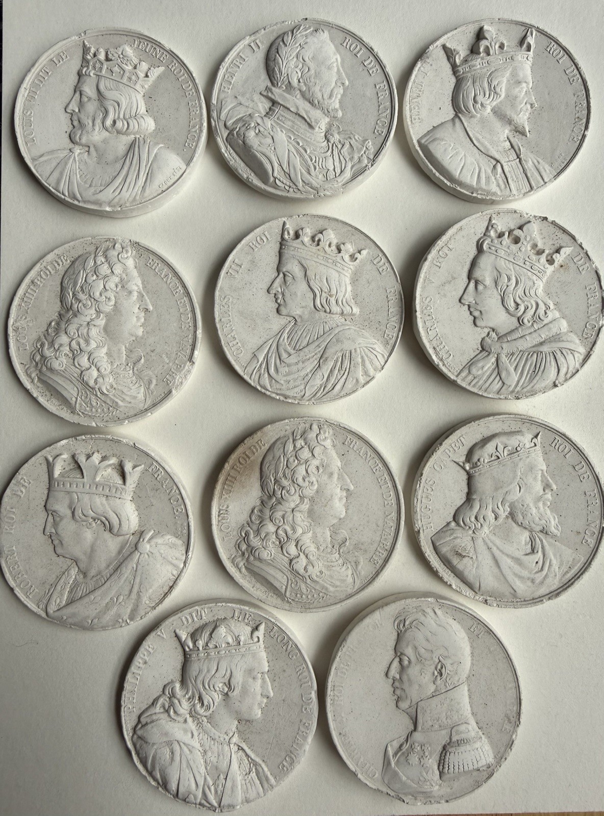 SET OF 12 ANTIQUE 19th C PLASTER RELIEF MEDALLIONS DEPICTING FRENCH MONARCHS