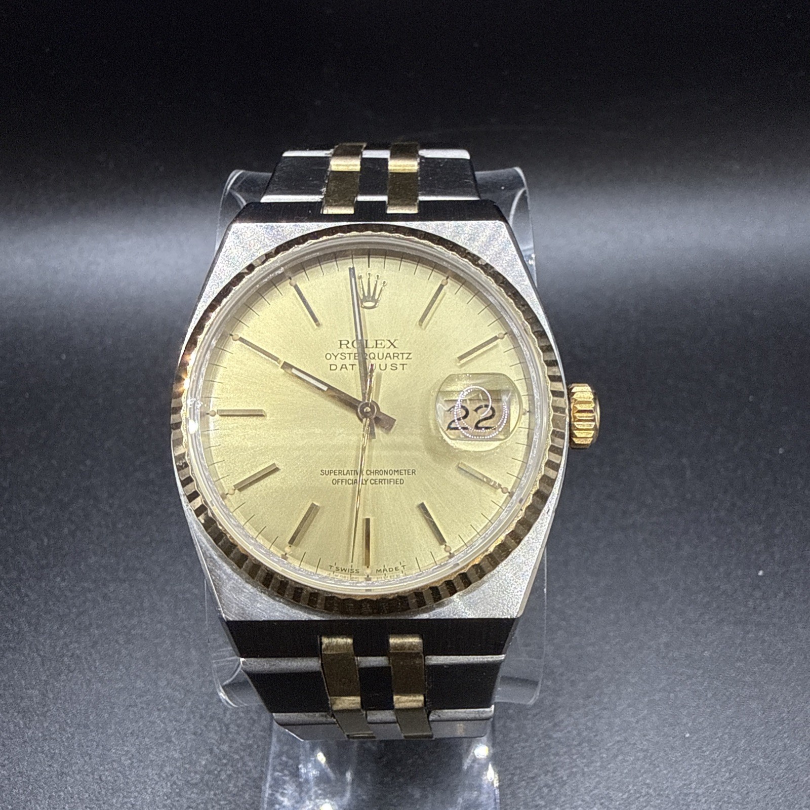 Rolex Oysterquartz Datejust 17013 Champagne Dial 36mm Rolex Oysterquartz Datejust 17013 Champagne Dial 36mm