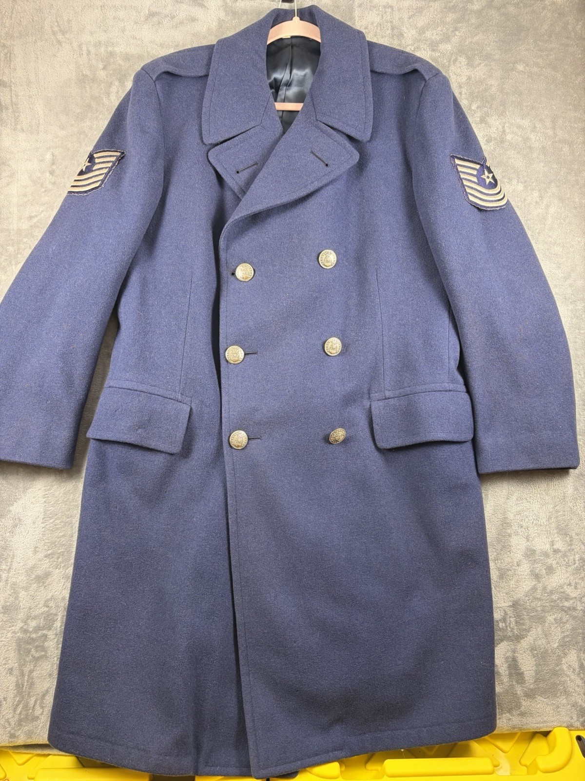 Vintage 50’s/60’s US Air Force Heavy Duty Wool Overcoat Size 43 Vintage 50’s/60’s US Air Force Heavy Duty Wool Overcoat Size 43