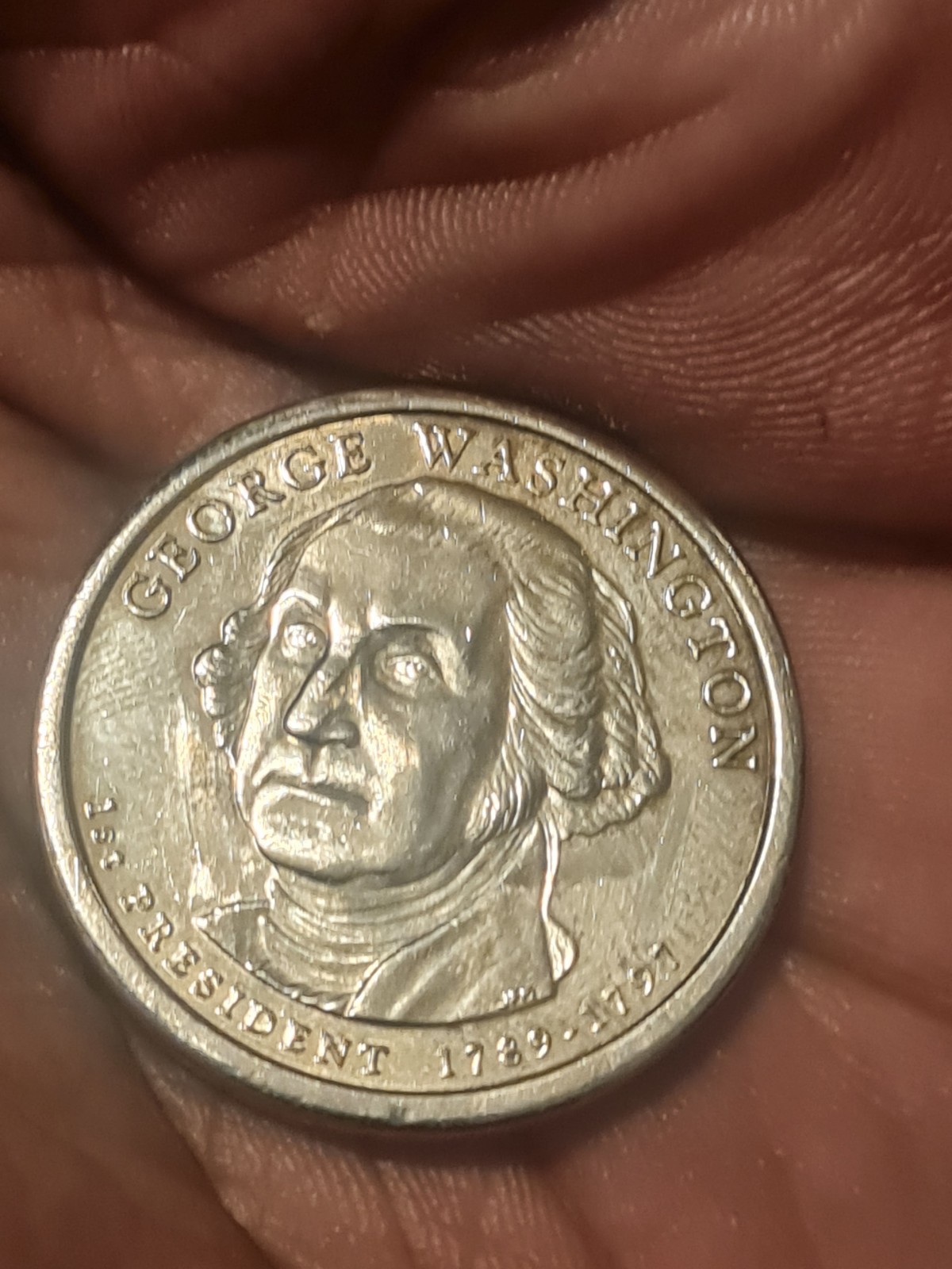 GEORGE WASHINGTON 1ST President (1789-1797) US One Dollar Coin Rare Flowing Hair GEORGE WASHINGTON 1ST President (1789-1797) US One Dollar Coin Rare Flowing Hair