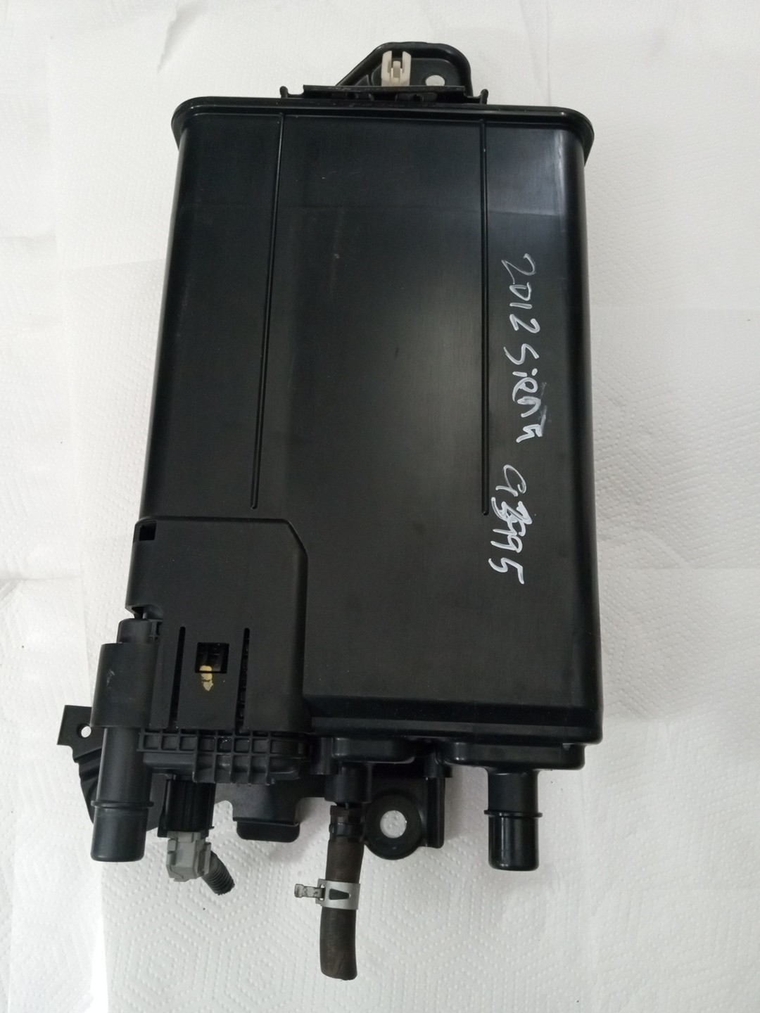 2011-2017 TOYOTA SIENNA EVAP Charcoal  fuel Canister Assembly OEM 77740-08070