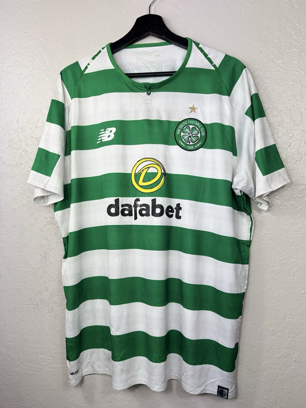 Celtic 2018 2019 Home Football Shirt Jersey New Balance Size XL Celtic 2018 2019 Home Football Shirt Jersey New Balance Size XL