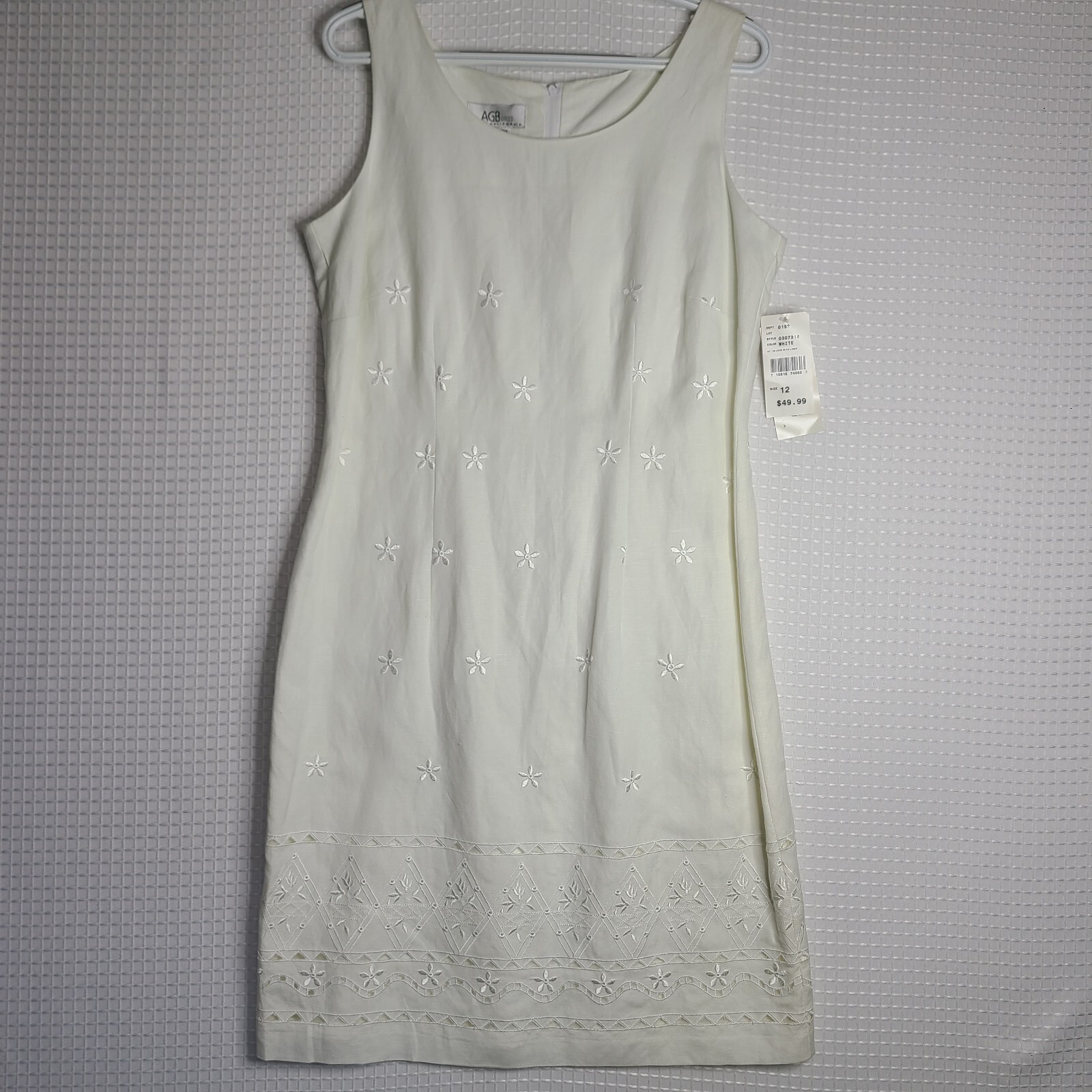 NWT AGB Dress Womens Sz 12 Ivory Linen Blend Floral Embroidered Lined Rare Find NWT AGB Dress Womens Sz 12 Ivory Linen Blend Floral Embroidered Lined Rare Find