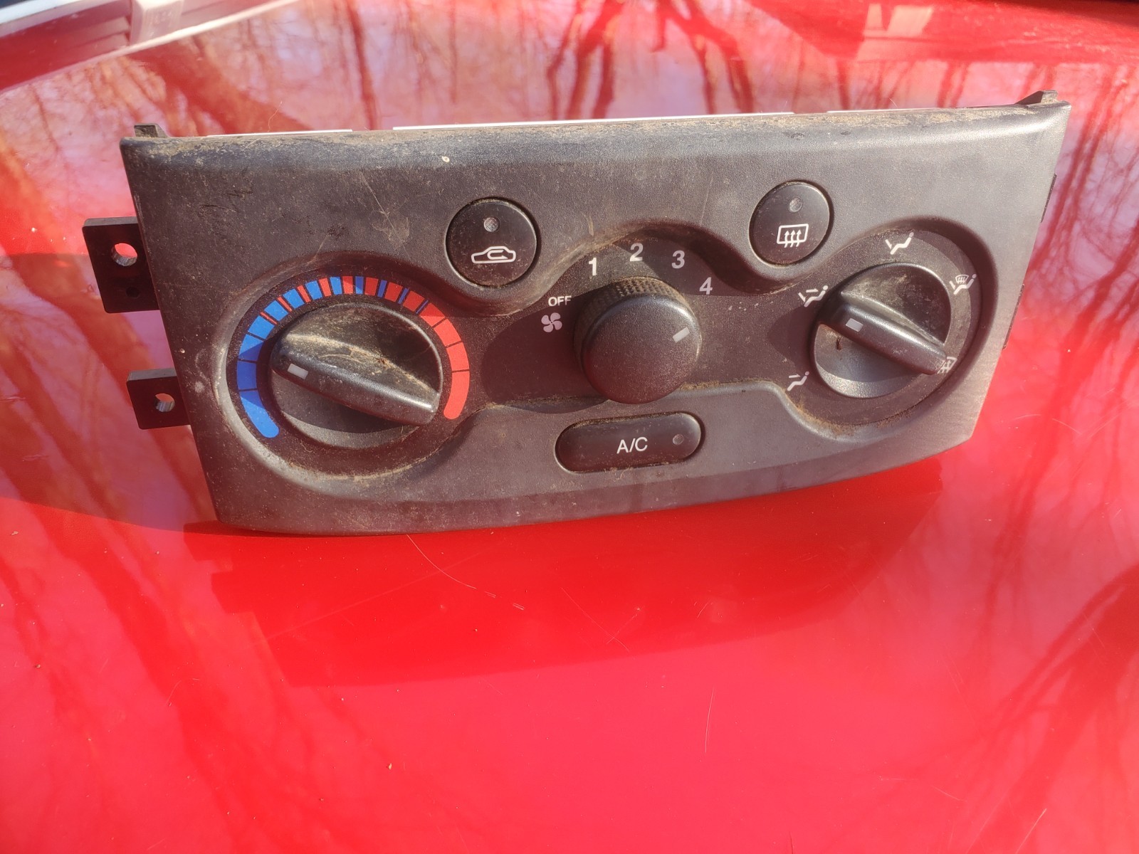 2004-2006 Chevrolet AVEO Temperature Climate Control Unit Heater AC HVAC #330
