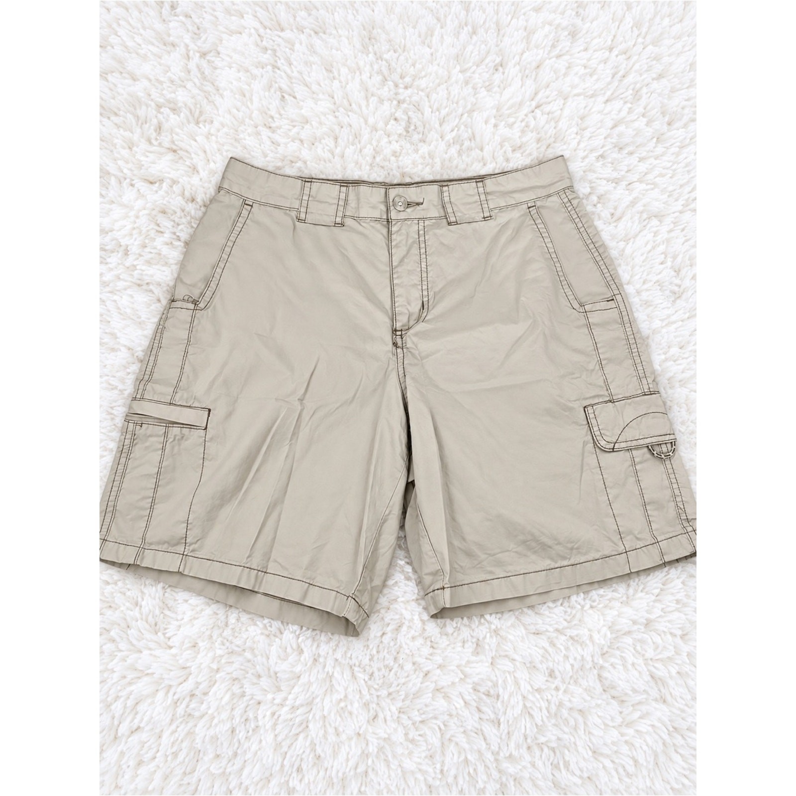Columbia Women\'s Khaki Cargo Shorts - Light Tan Columbia Women\'s Khaki Cargo Shorts - Light Tan