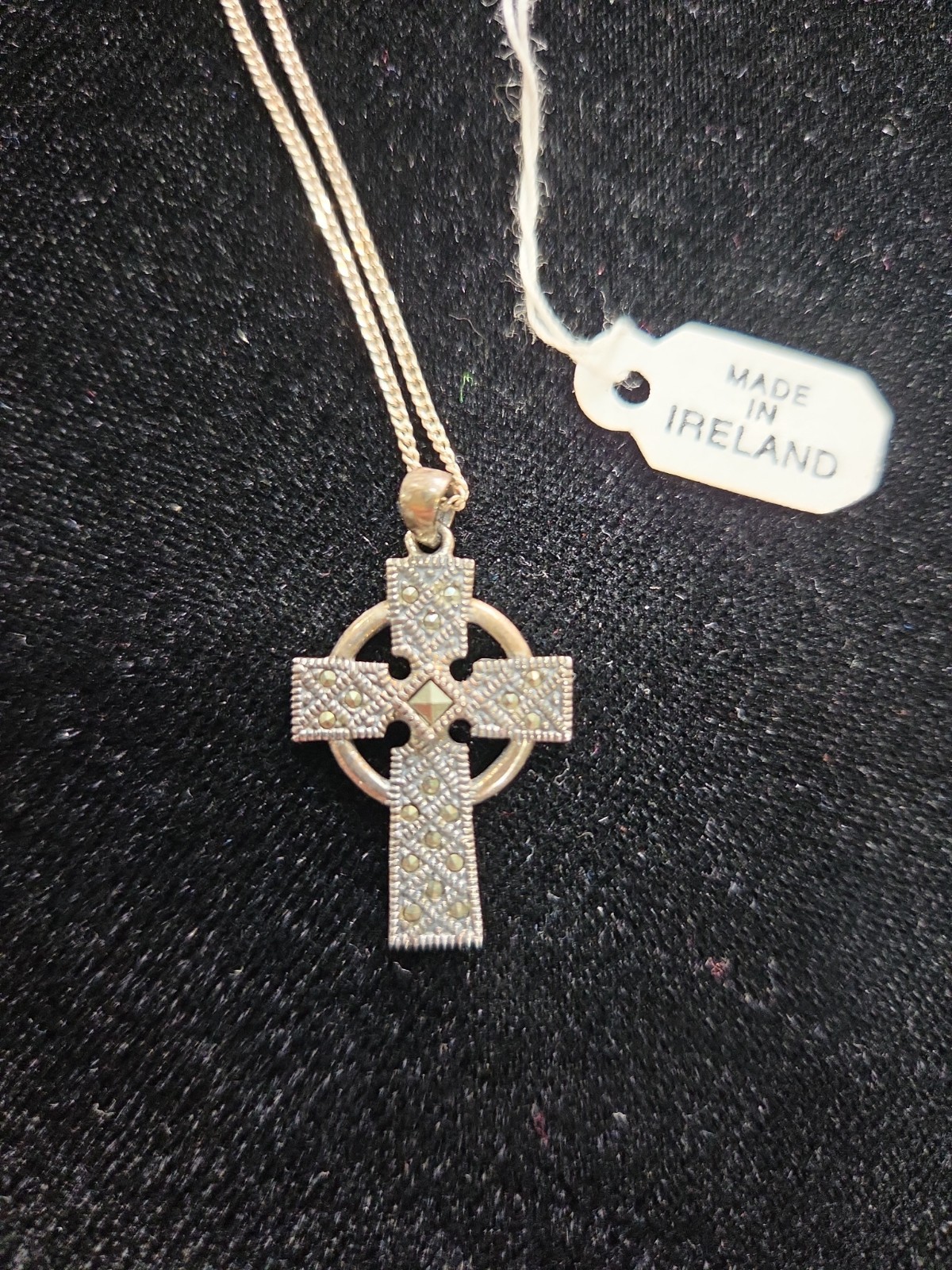 Vintage Solvar Sterling Silver Celtic Cross Necklace Made In Ireland 925 Boxed Vintage Solvar Sterling Silver Celtic Cross Necklace Made In Ireland 925 Boxed