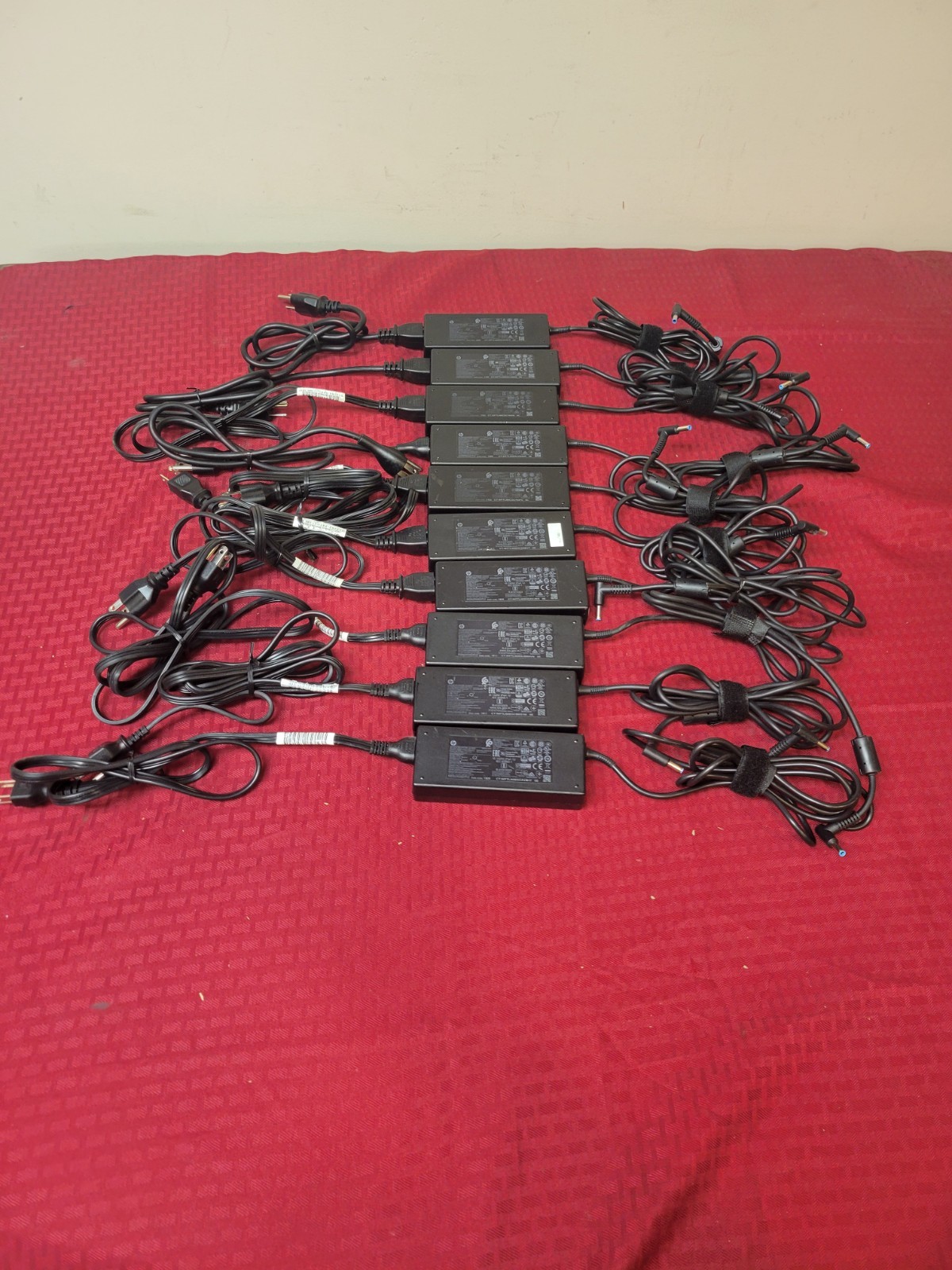 LOT of 10 Genuine HP 90W BLUE TIP AC Adapter Charger 19.5V 4.5MM & POWER CORD LOT of 10 Genuine HP 90W BLUE TIP AC Adapter Charger 19.5V 4.5MM & POWER CORD