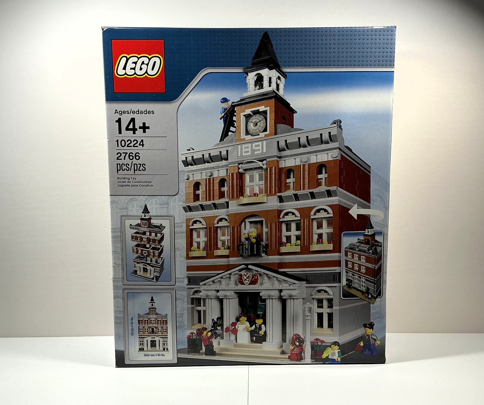 LEGO Creator Expert: Town Hall (10224) New and Sealed LEGO Creator Expert: Town Hall (10224) New and Sealed