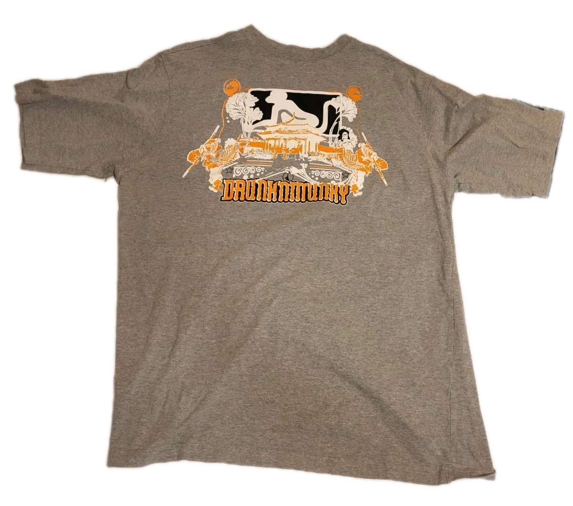 Vtg Y2k DrunknMunkey Temple XL Graphic Print T-Shirt Tag Removed Vtg Y2k DrunknMunkey Temple XL Graphic Print T-Shirt Tag Removed