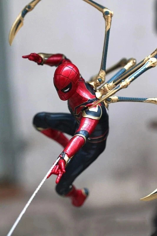 Spider-Man Iron Spider Movable Action Figures Model Toy Collection New