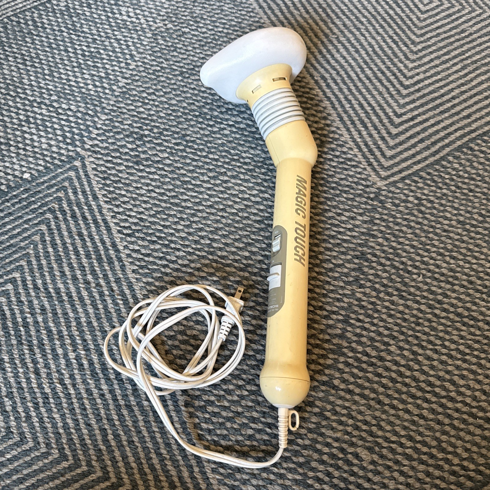 Authentic Hitachi Magic Touch Massager HV-750 Authentic Hitachi Magic Touch Massager HV-750