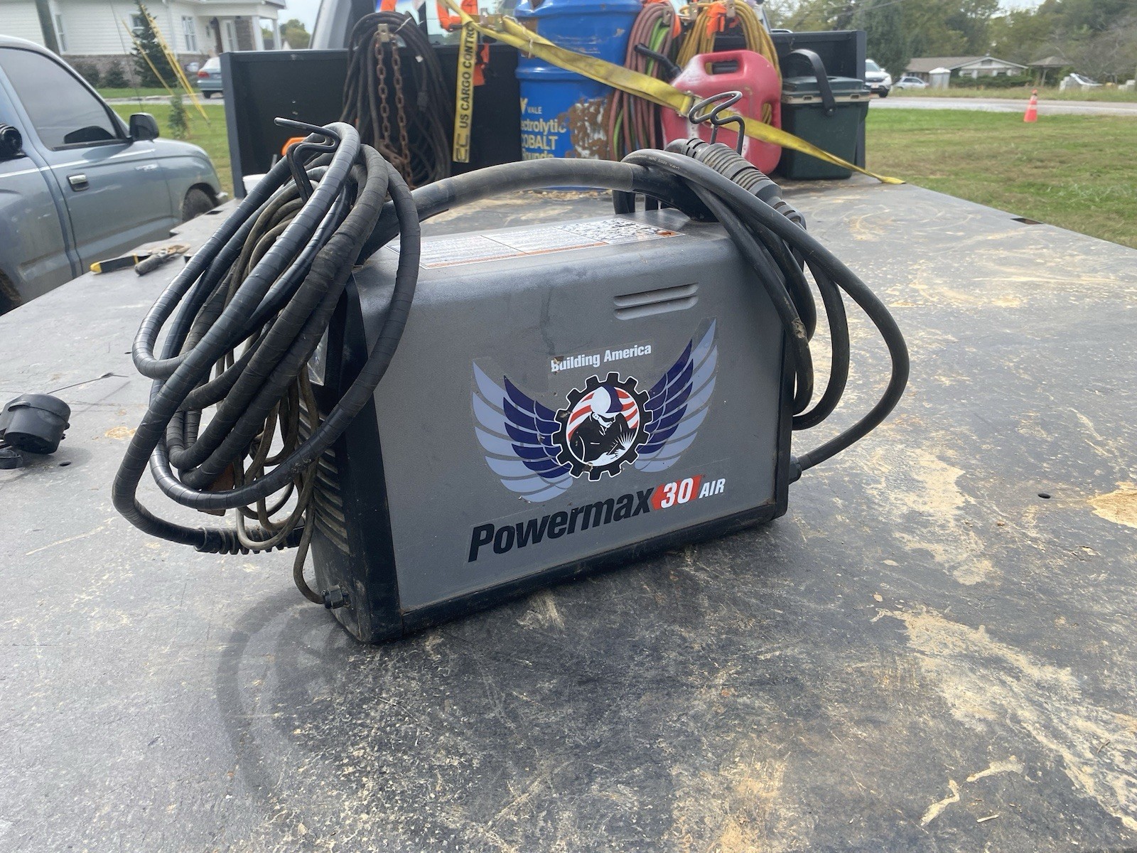 Hypertherm Powermax 30 AIR Plasma Cutter w/ Torch, Cables, Power Cord 088095 Hypertherm Powermax 30 AIR Plasma Cutter w/ Torch, Cables, Power Cord 088095