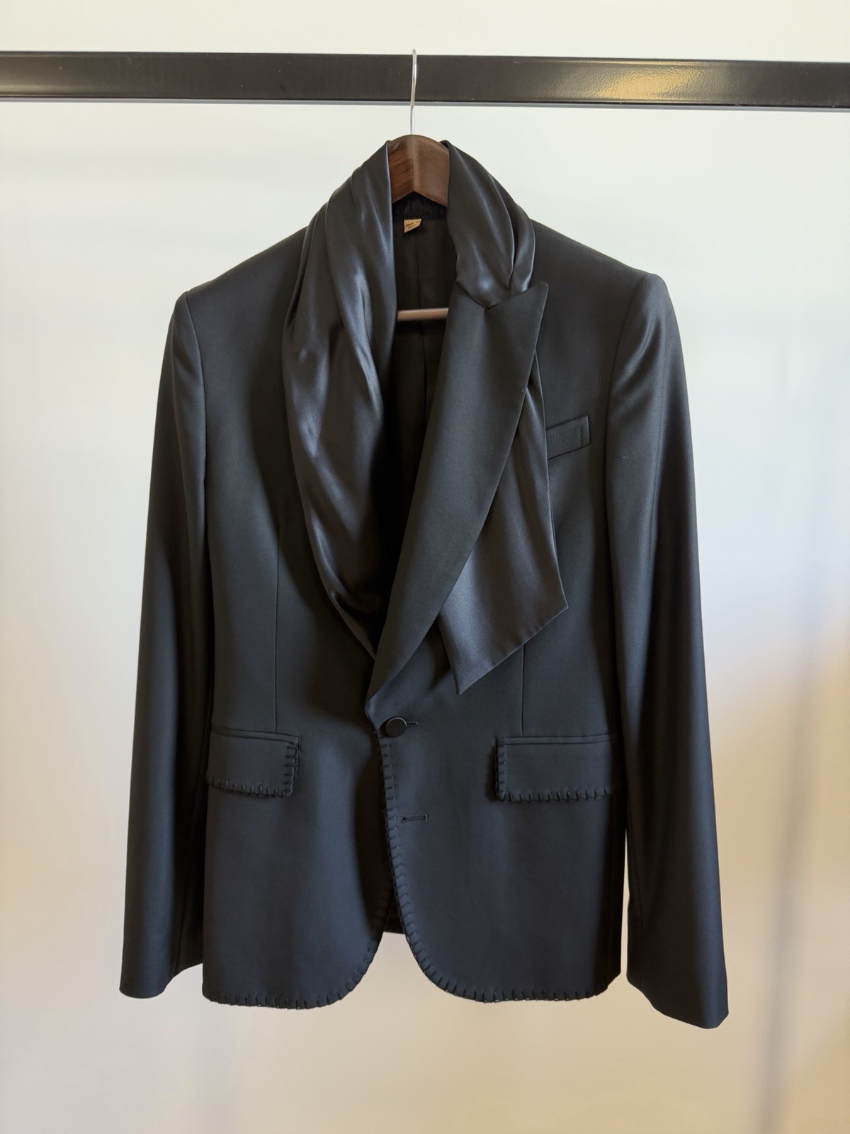JOHN GALLIANO 12ss Runway Black Wool Tuxedo Shawl Lapel Jacket Size 46