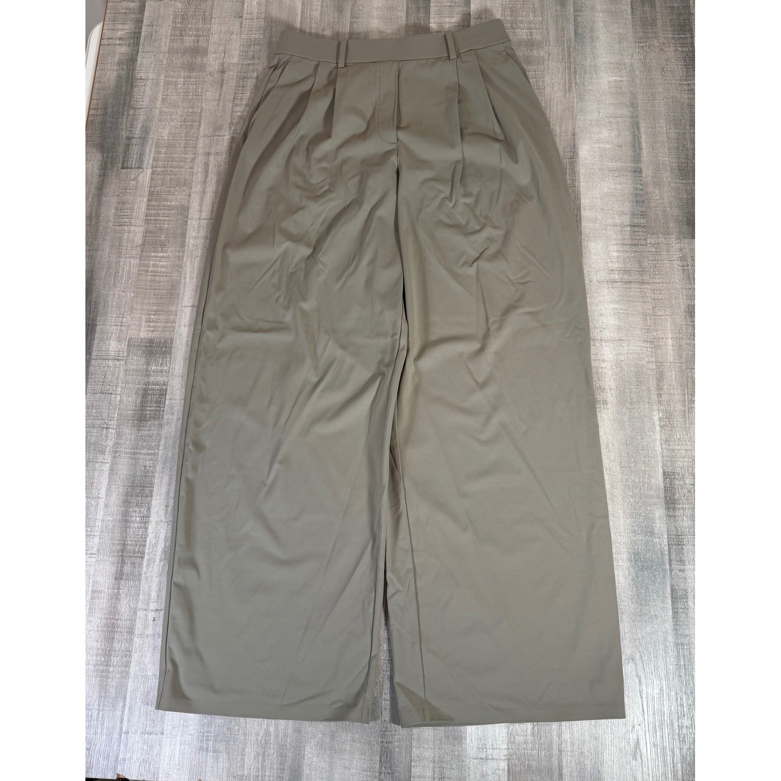 Lululemon Daydrift Lab Pleated Wide Leg Mens Large Gray Baggy Pants Trousers Lululemon Daydrift Lab Pleated Wide Leg Mens Large Gray Baggy Pants Trousers