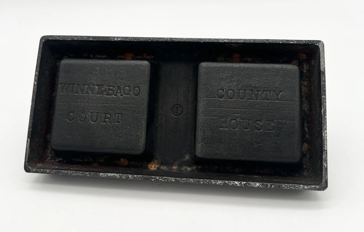 Vintage 30s Cast Iron Ashtray Winnebago County Courthouse Oshkosh WI Universal