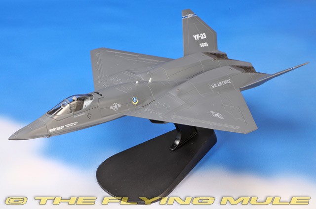 Hobby Master 1:72 YF-23 Black Widow II USAF PAV-1 / Gray Ghost