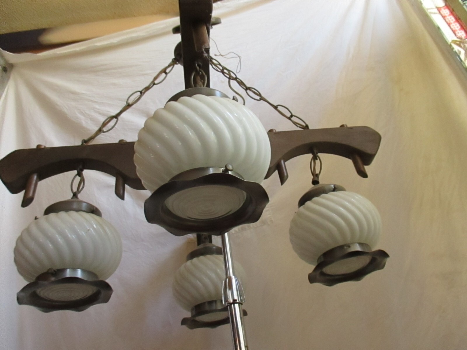Vintage 4 Arm Mid Century Wooden Ceiling Light Chandelier Barn Farmhouse Cottage Vintage 4 Arm Mid Century Wooden Ceiling Light Chandelier Barn Farmhouse Cottage